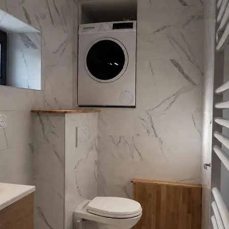 La Maison De Jacoumard - Jacuzzi Prive - Clim - Cour بيت للعطل دوم